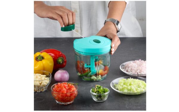 Cello Magic Hand Chopper XL: Multi-Utility Vegetable & Fruit Chopper (900 ml, Green) | 5 Stainless Steel Blades | 15 Cuts in One Pull | Includes Chopper, Blade, Whipper